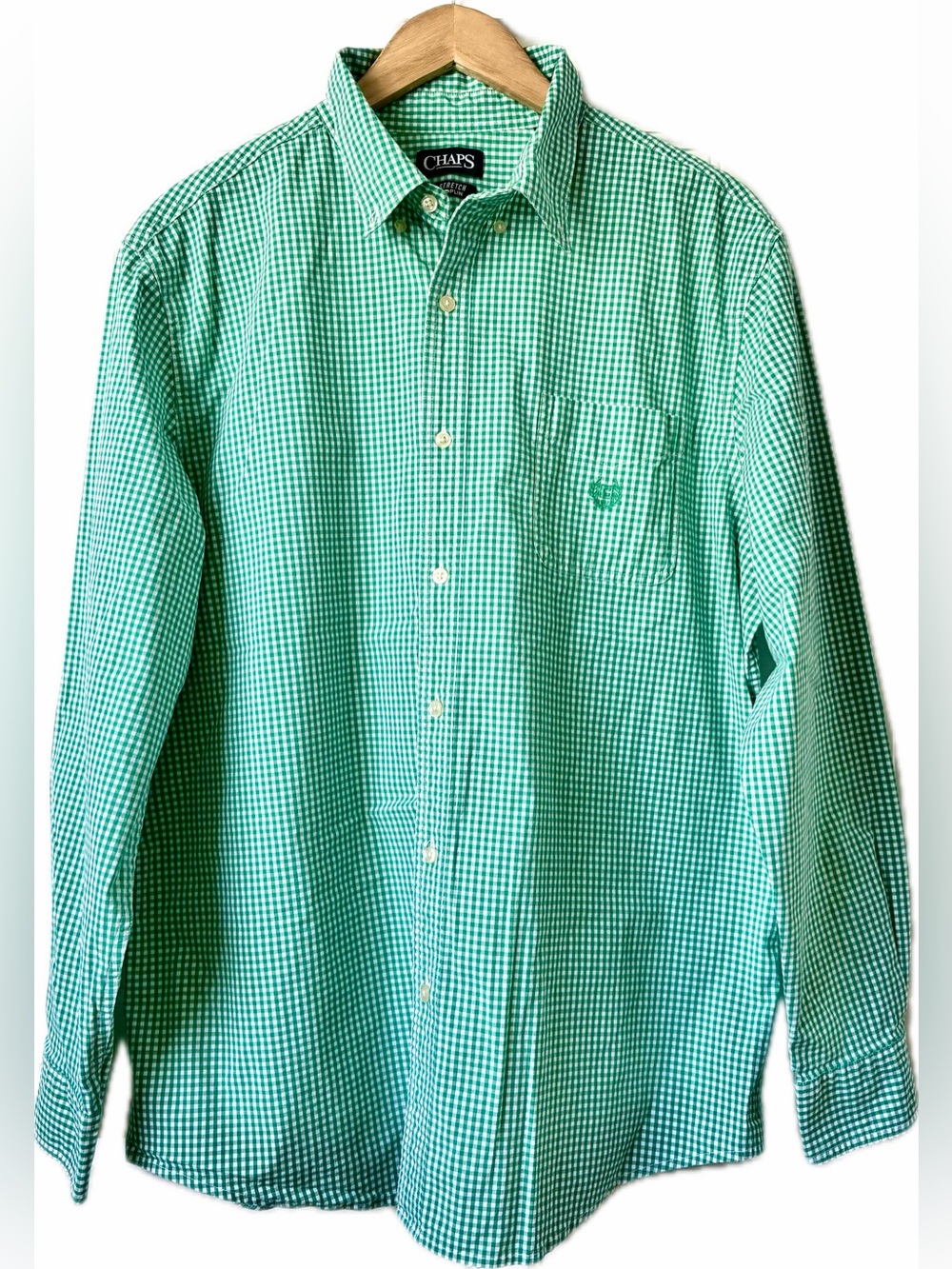 Chaps Men's Green Gingham Button-Down Shirt